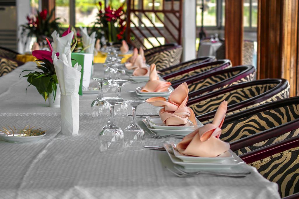 Fini Hotel Bobende Limbé Extérieur photo