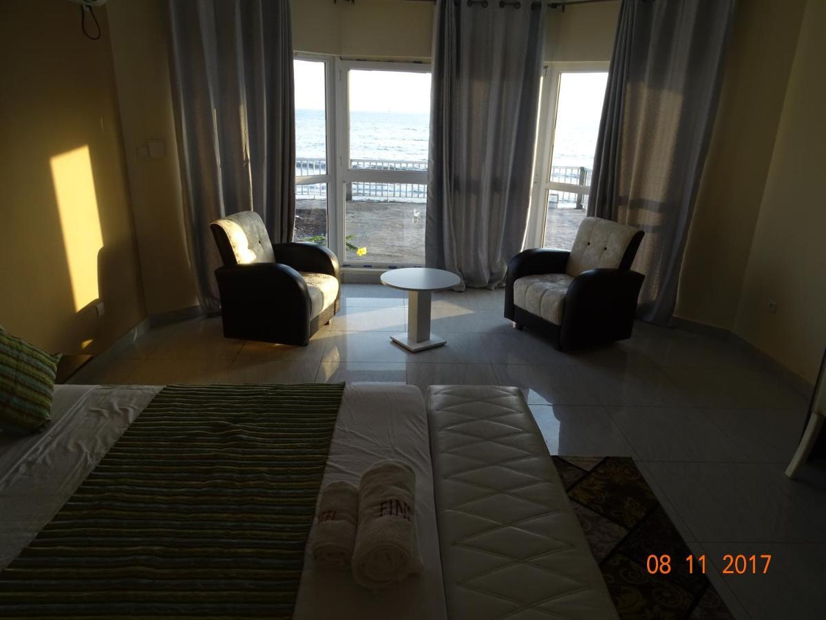 Fini Hotel Bobende Limbé Extérieur photo